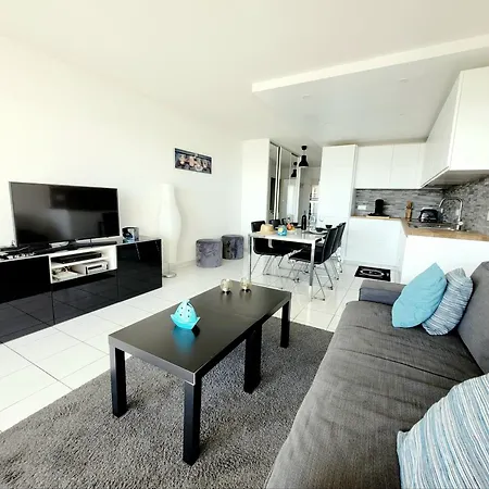 - 6 Pers - T3 - Directe, Pkg, Piscine, Wifi - Fr-1-794-128 Apartment *